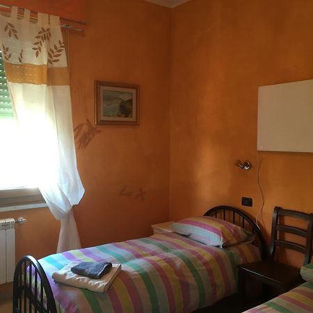 Il Ciambellino Hotel Santo Stefano di Magra Luaran gambar