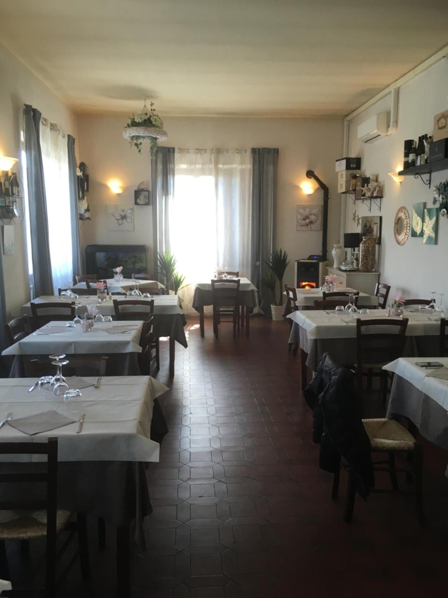 Il Ciambellino Hotel Santo Stefano di Magra Luaran gambar