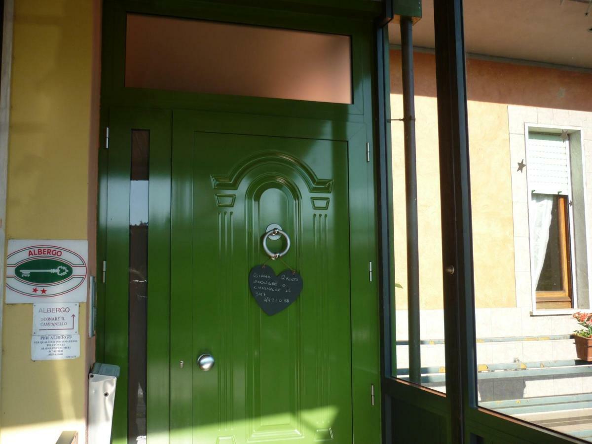 Il Ciambellino Hotel Santo Stefano di Magra Luaran gambar