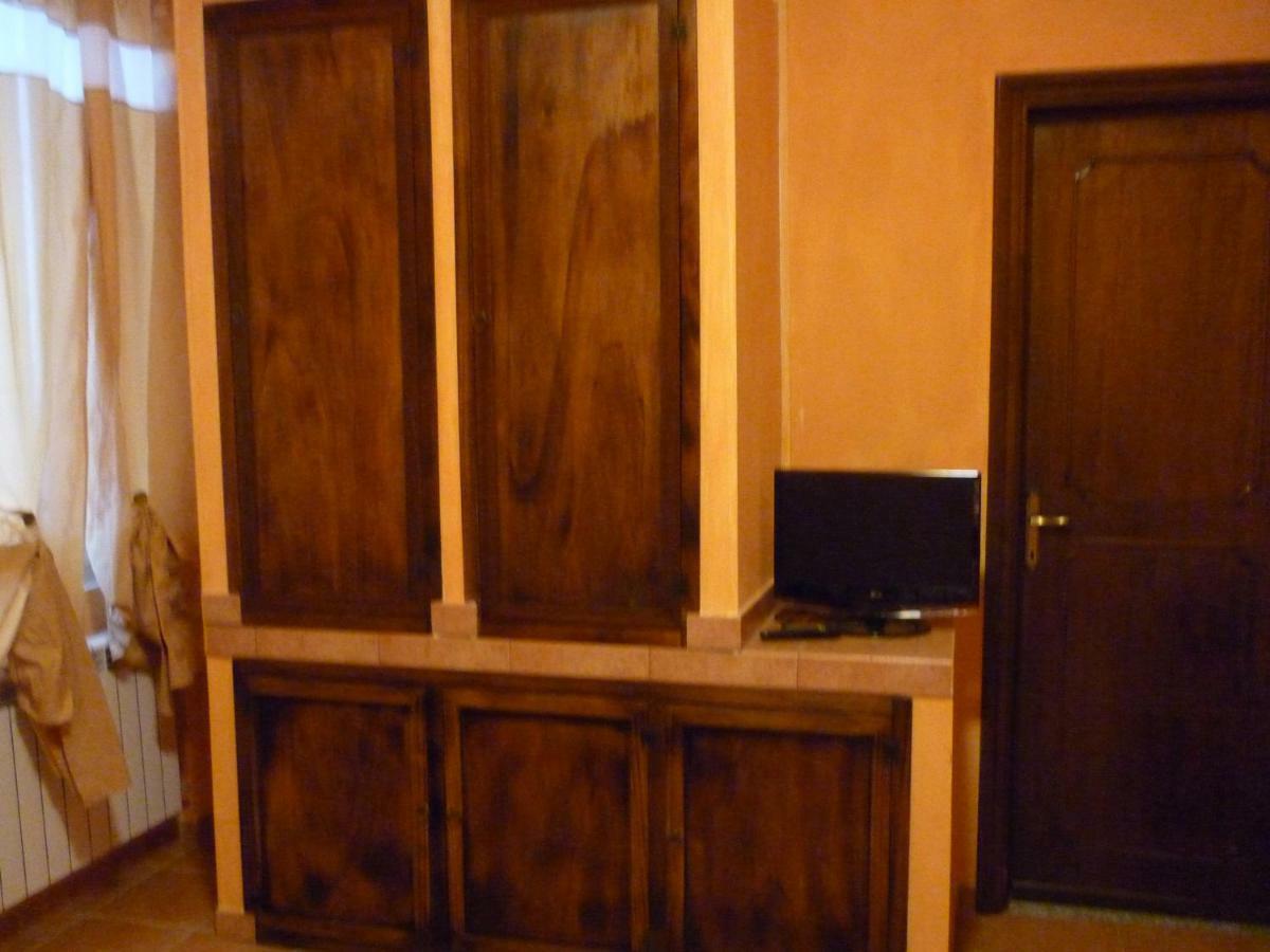 Il Ciambellino Hotel Santo Stefano di Magra Luaran gambar
