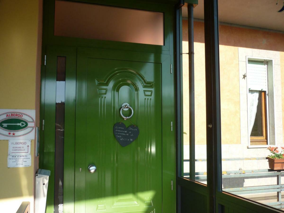 Il Ciambellino Hotel Santo Stefano di Magra Luaran gambar