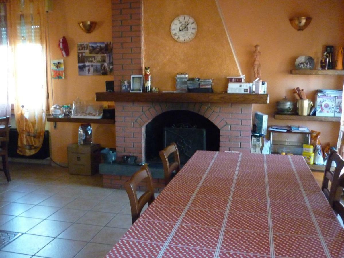 Il Ciambellino Hotel Santo Stefano di Magra Luaran gambar