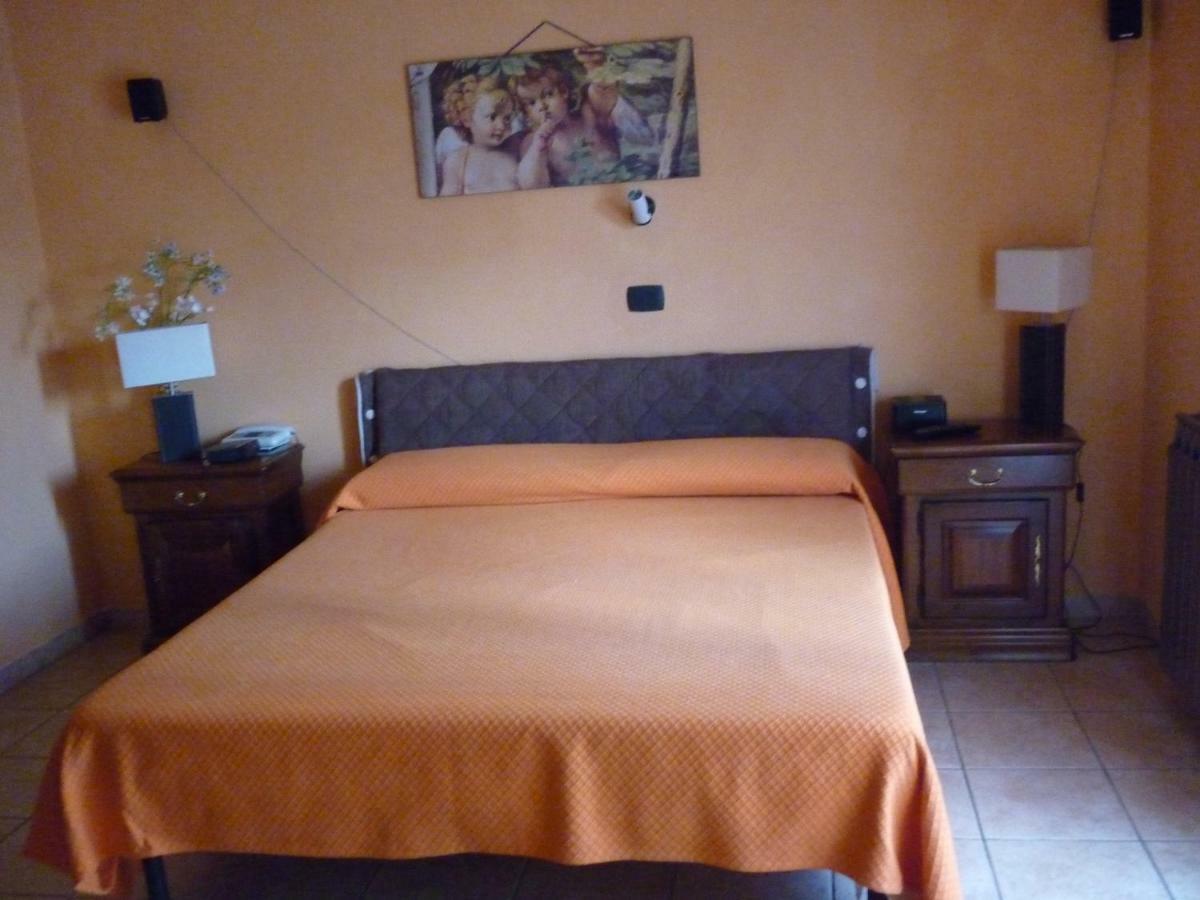 Il Ciambellino Hotel Santo Stefano di Magra Luaran gambar